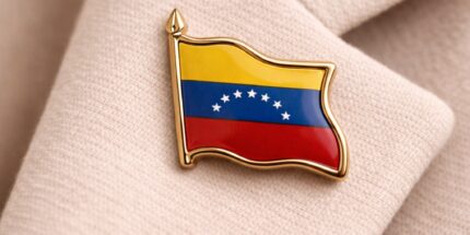 Bandeira Venezuela – Pin de Metal com Detalhe Resinado